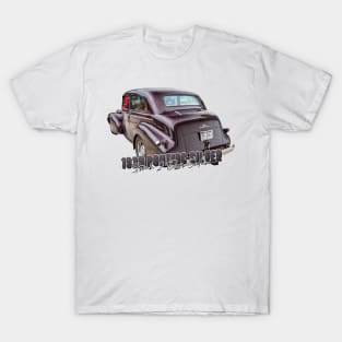 1939 Pontiac Silver Streak 2 Door Sedan T-Shirt